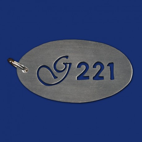Hotel Schlüsselanhänger mit Logo und dreistelliger Zimmernummer