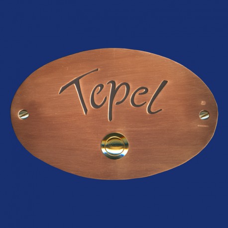 Ovales Klingelschild aus Kupfer mit schwarzem Hintergrund