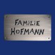 Familien-Türschild mit schwarzem Hintergrund, zum Anschrauben