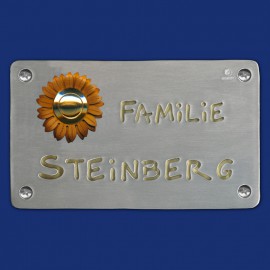 Klingelschild mit farbiger Blütenrosette