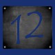 Hausnummer 12 mit versetzten Zahlen aus Kupfer schwarz patiniert